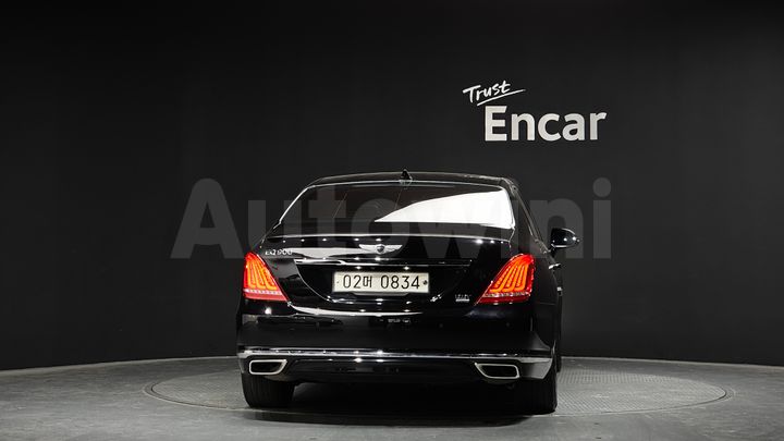 Genesis EQ900 2016 — 4