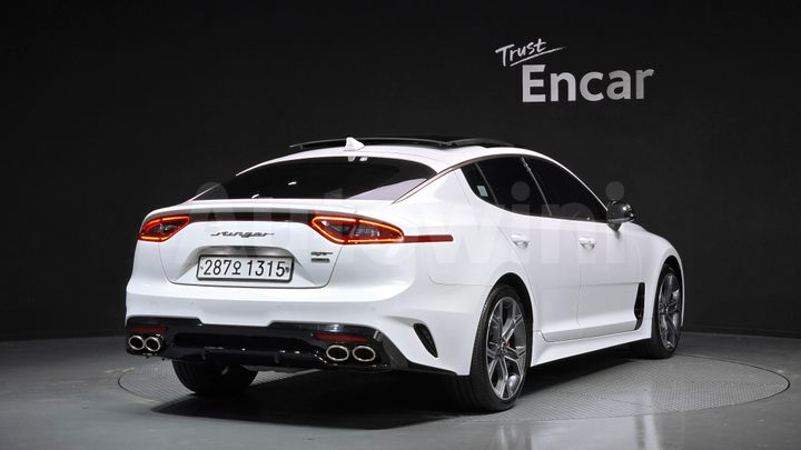 Kia Stinger 2020 — 2