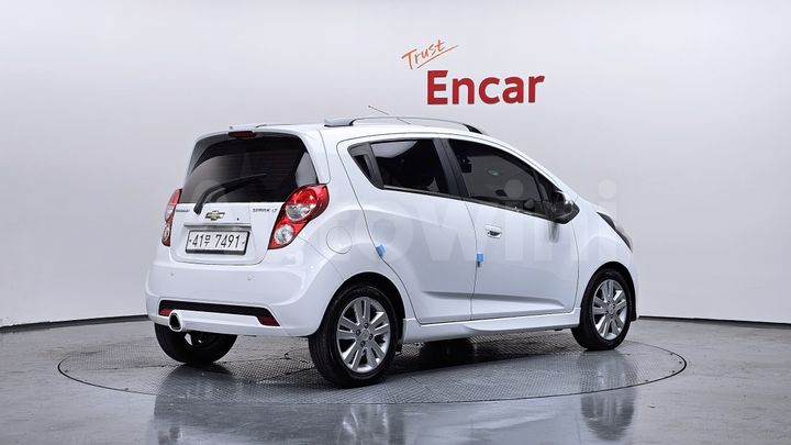 Chevrolet Spark 2015 — 2