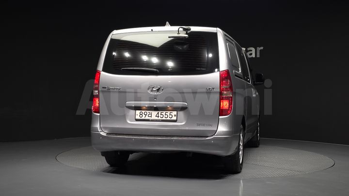 Hyundai Starex 2019 — 4