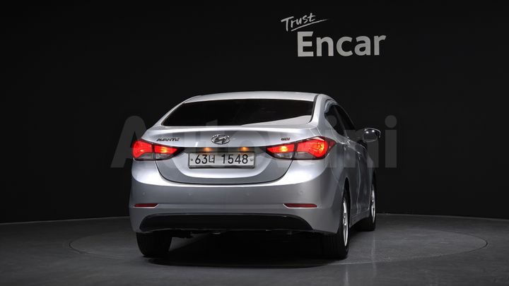 Hyundai Avante 2014 — 4