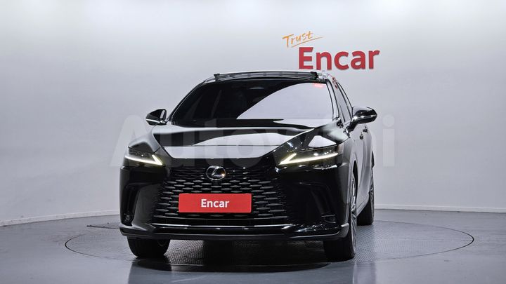 Lexus RX 2023 — 3
