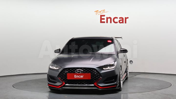 Hyundai Veloster 2023 — 3