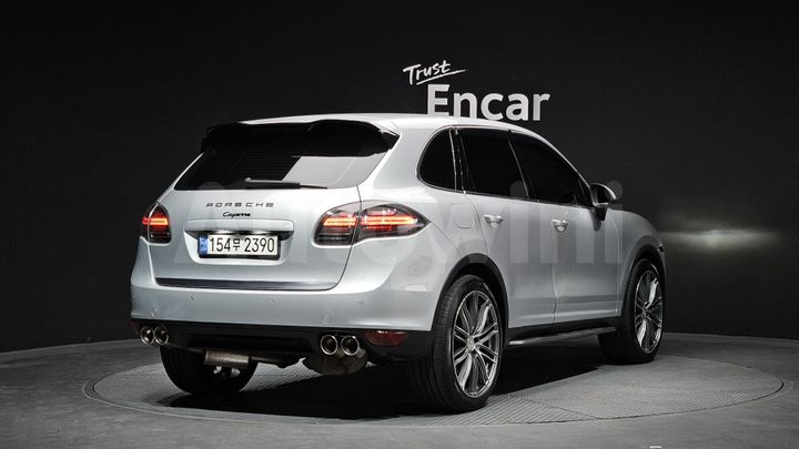 Porsche Cayenne 2011 — 2
