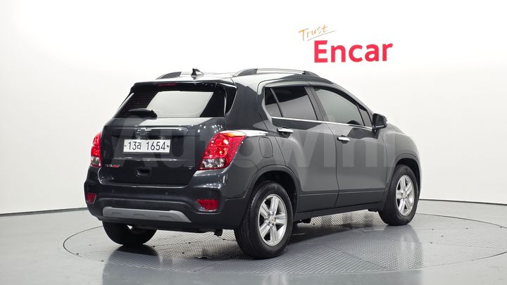 Chevrolet Trax 2017 — 2