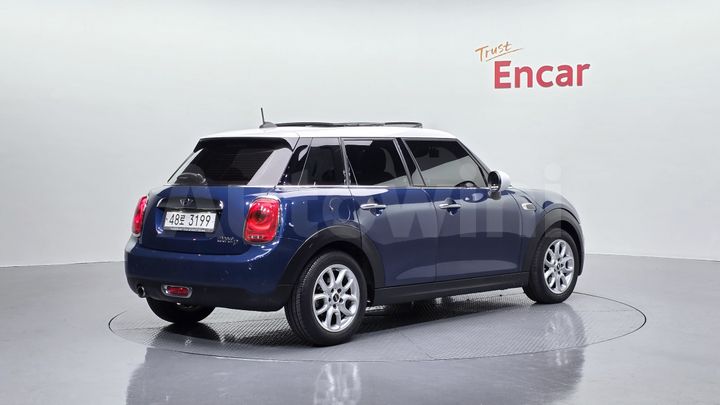Mini Cooper 2017 — 2