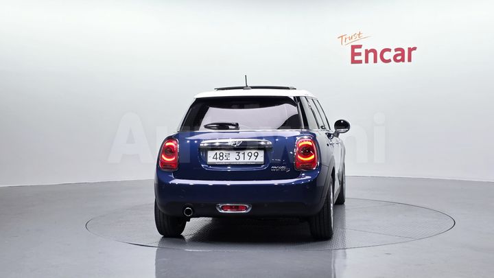 Mini Cooper 2017 — 4