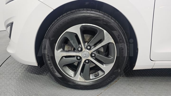 Hyundai i30 2015 — 5