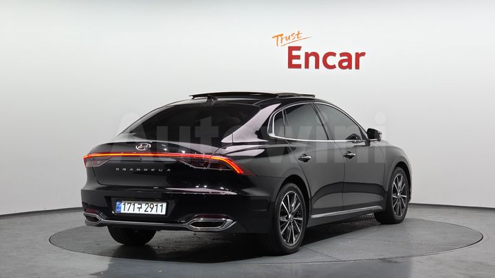 Hyundai Grandeur 2022 — 2