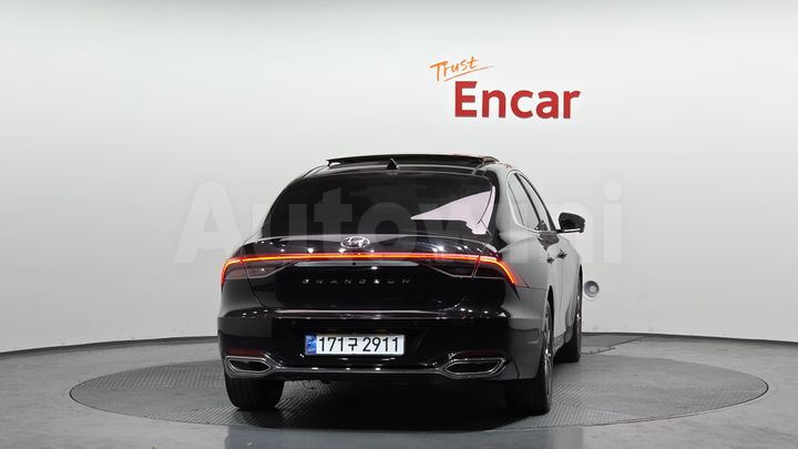Hyundai Grandeur 2022 — 4