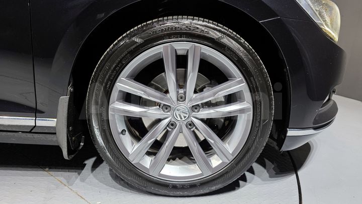 Volkswagen Passat 2018 — 5