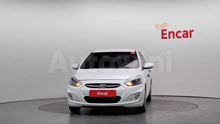 Hyundai Accent 2015 — 3