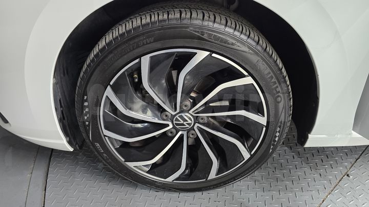 Volkswagen Golf 2022 — 5