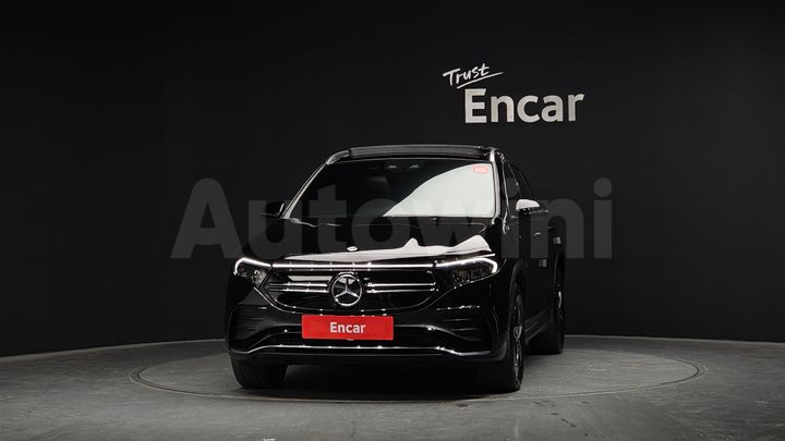 Mercedes Benz EQA 2022 — 3