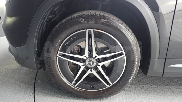 Mercedes Benz EQA 2022 — 5