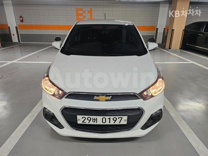 Chevrolet Spark 2017 — 2