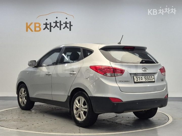 Hyundai Tucson 2011 — 2