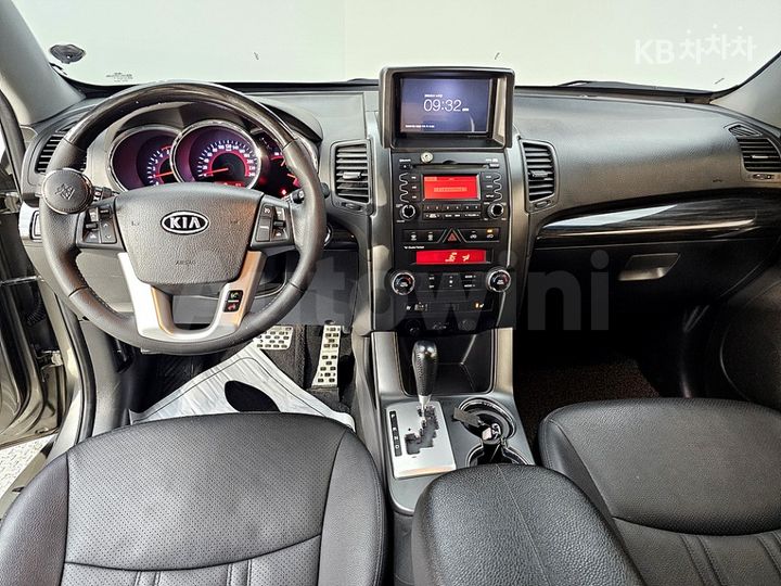 Kia Sorento 2011 — 5
