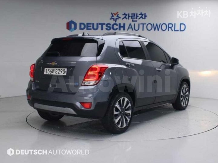 Chevrolet Trax 2020 — 2