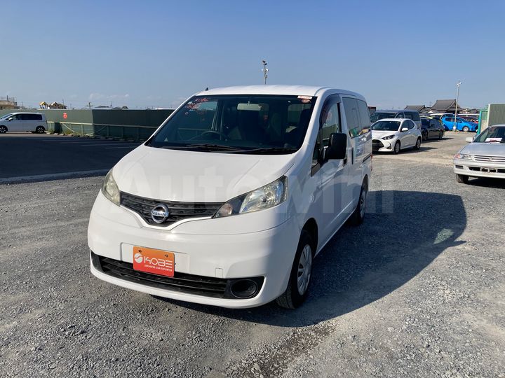 Nissan NV