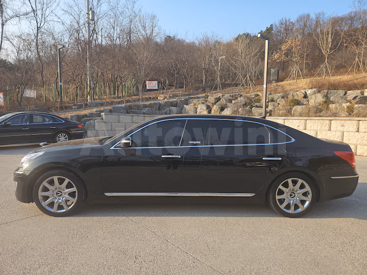 Hyundai Equus 2010 — 3