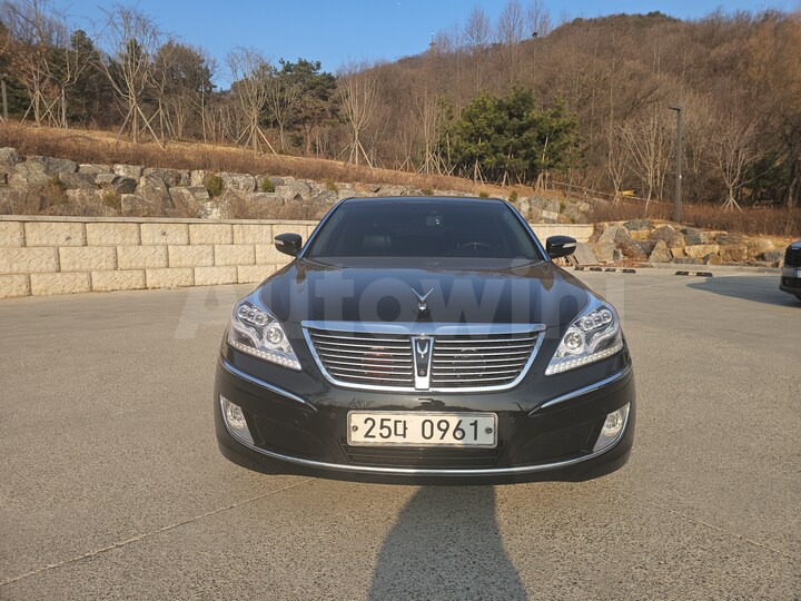 Hyundai Equus 2010 — 4