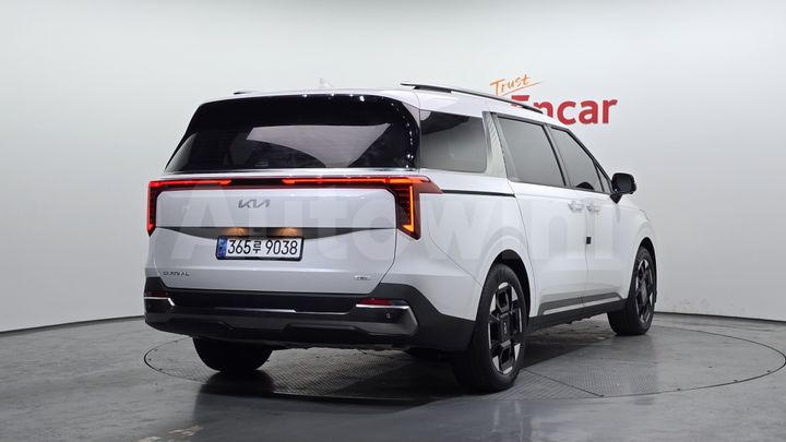 Kia Carnival 2024 — 2