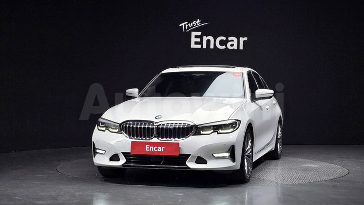 BMW 3 Series 2021 — 3