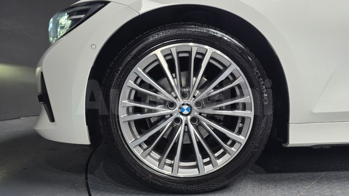 BMW 3 Series 2021 — 5