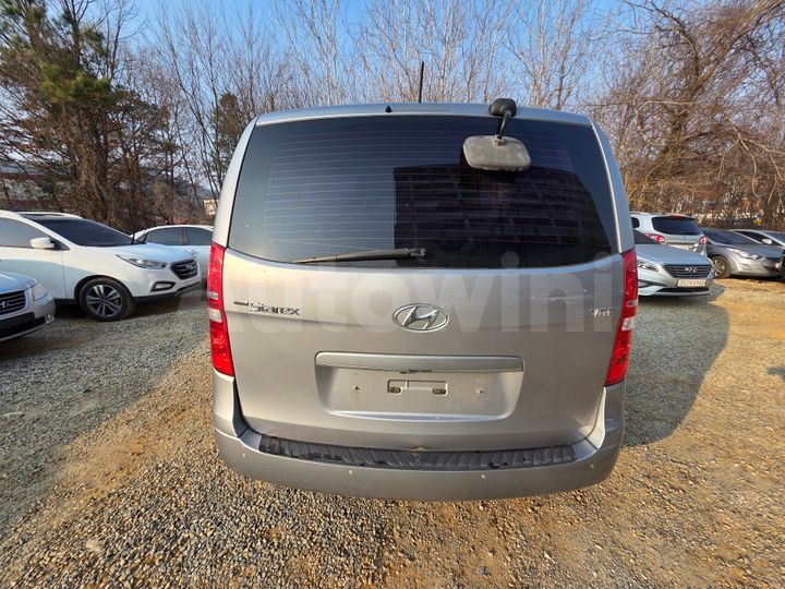 Hyundai Starex 2017 — 5