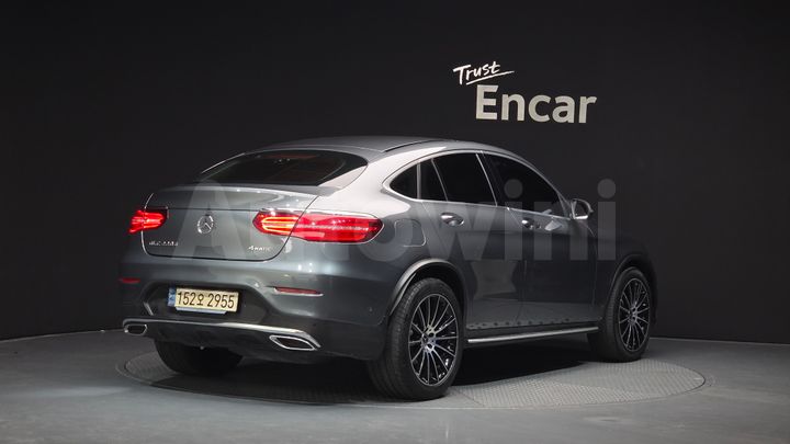 Mercedes Benz GLC Class 2018 — 2
