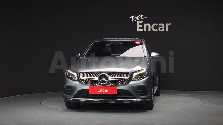 Mercedes Benz GLC Class 2018 — 3