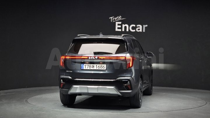Kia Seltos 2023 — 4