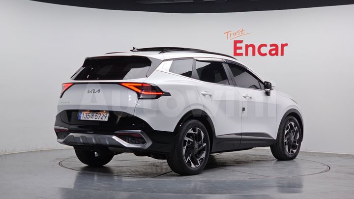 Kia Sportage 2023 — 2