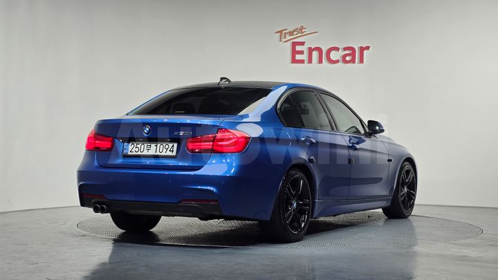 BMW 3 Series 2017 — 2