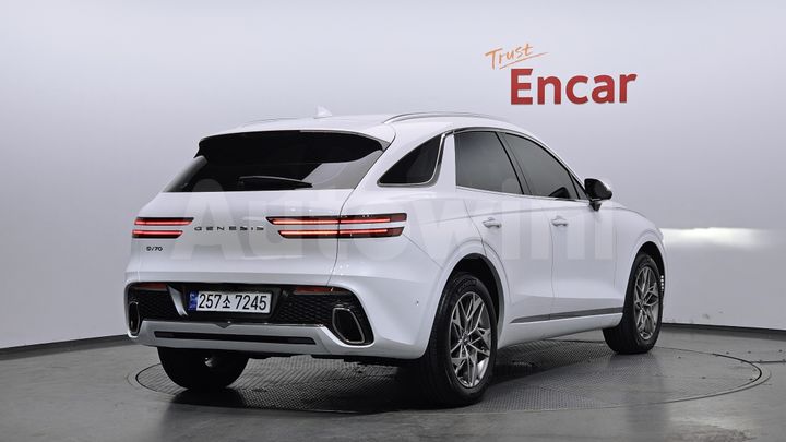 Genesis GV70 2023 — 2