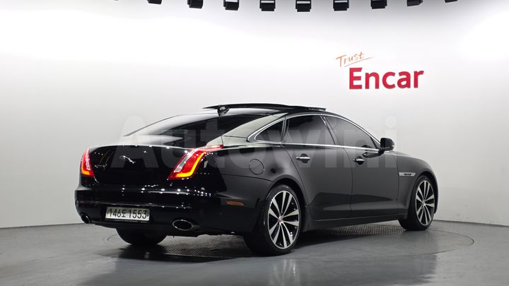 Jaguar XJ 2019 — 2