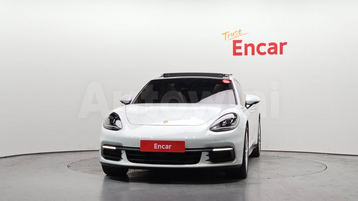 Porsche Panamera 2018 — 3