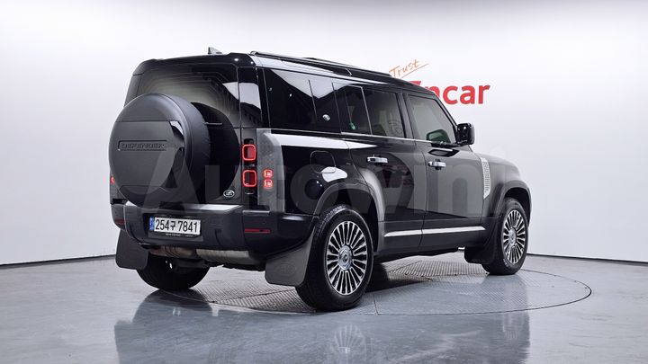 Land Rover Defender 2022 — 2