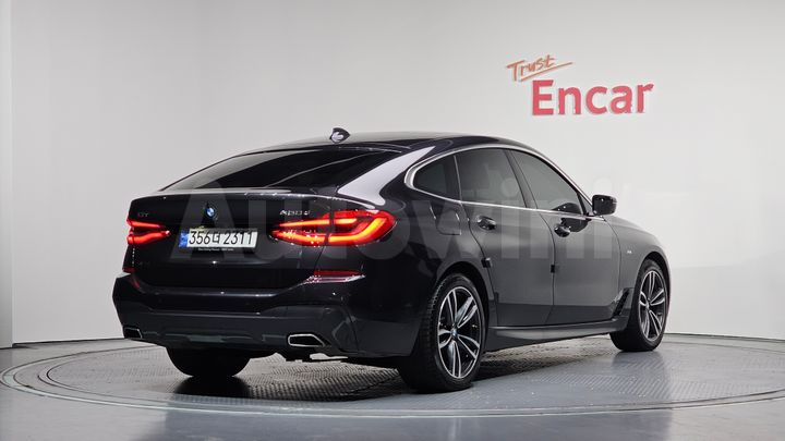 BMW 6 Series 2022 — 2