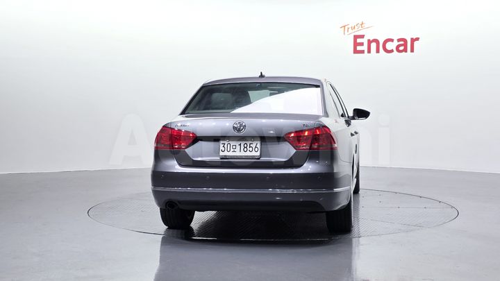 Volkswagen Passat 2015 — 4
