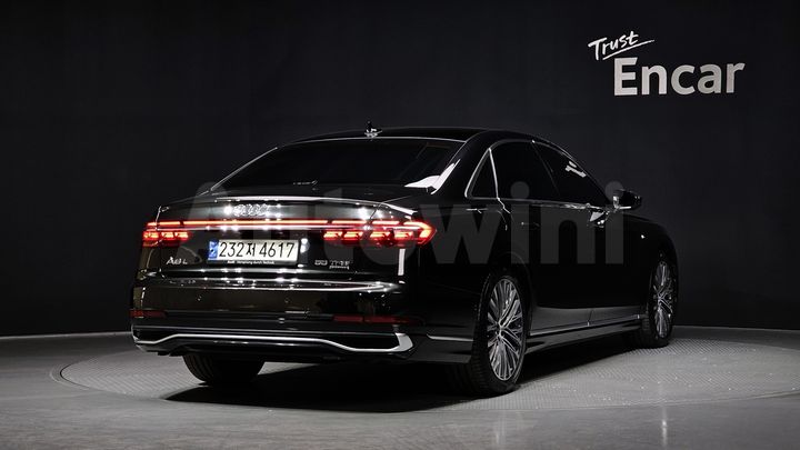Audi A8 2023 — 2