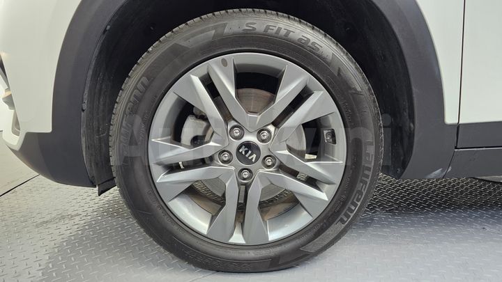 Kia Seltos 2020 — 5
