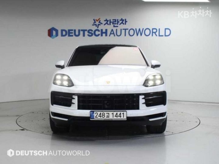 Porsche Cayenne 2024 — 3