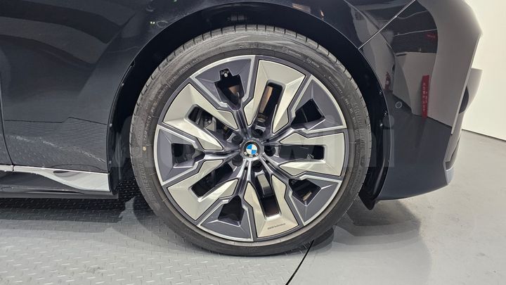 BMW 7 Series 2023 — 5