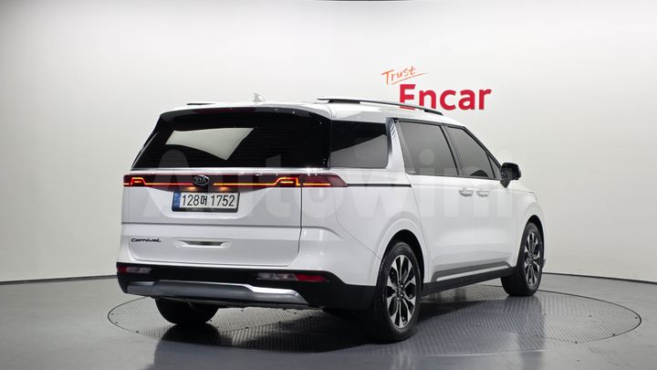 Kia Carnival 2021 — 2