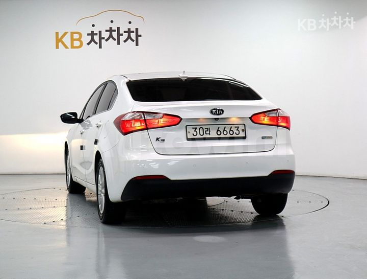 Kia K3 2014 — 4