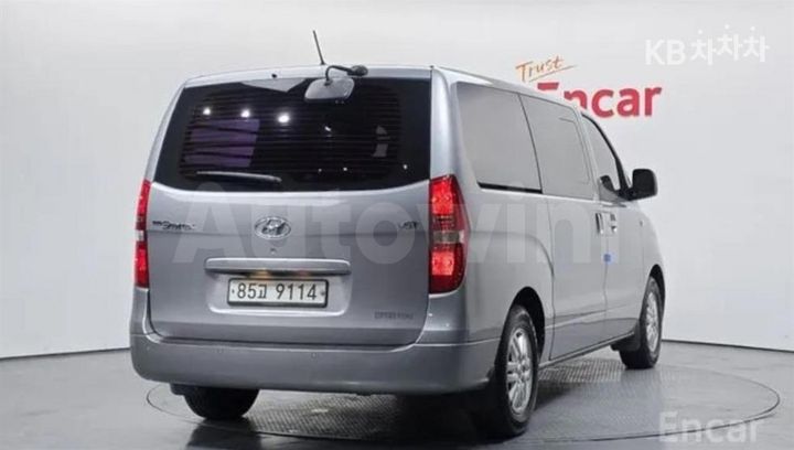 Hyundai Starex 2016 — 2