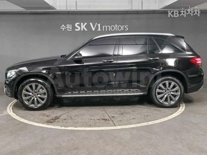 Mercedes-Benz GLC Class 2019 — 2