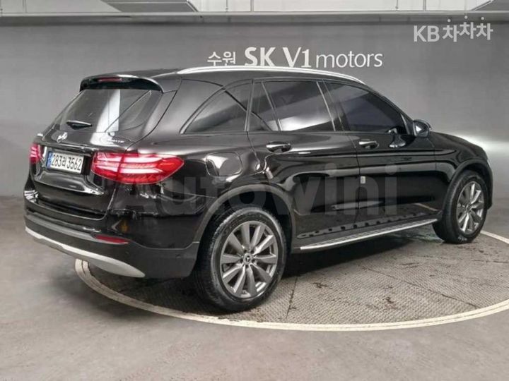 Mercedes-Benz GLC Class 2019 — 3
